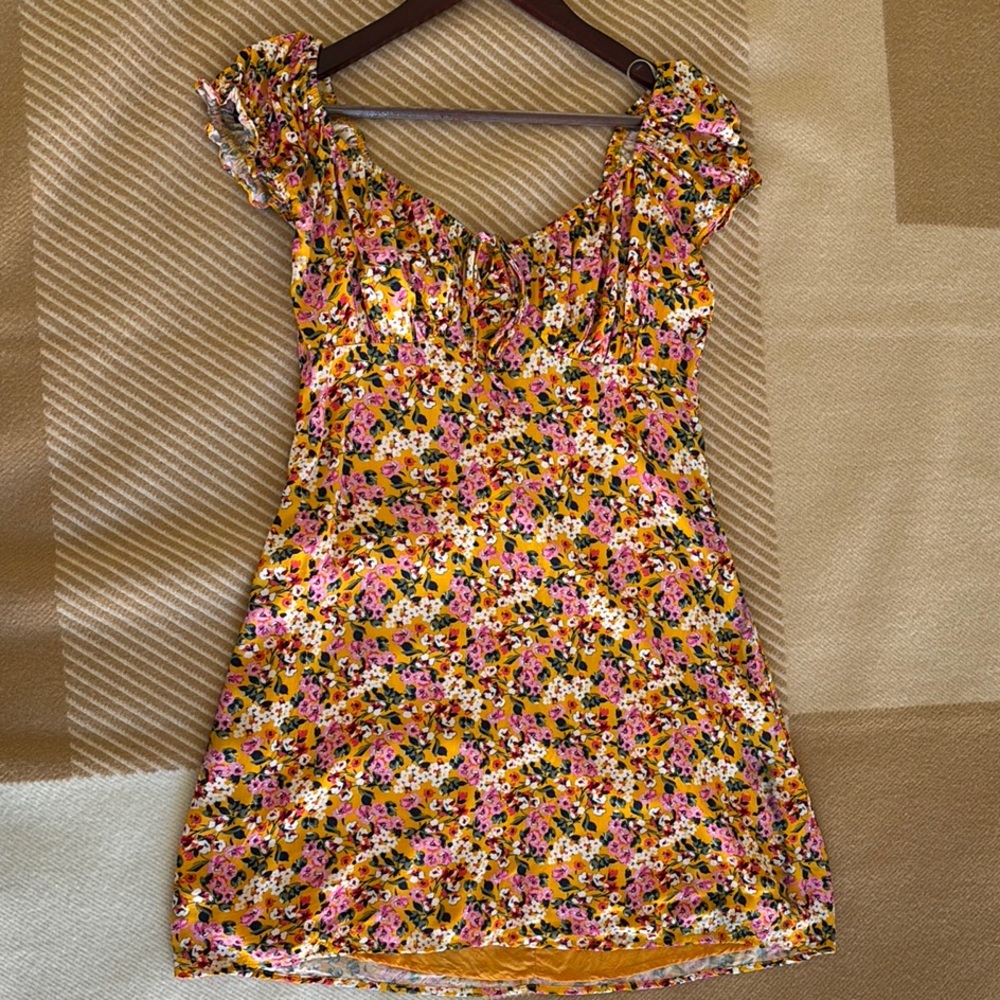 Floral Yellow Dress with Ruffled Sleeves